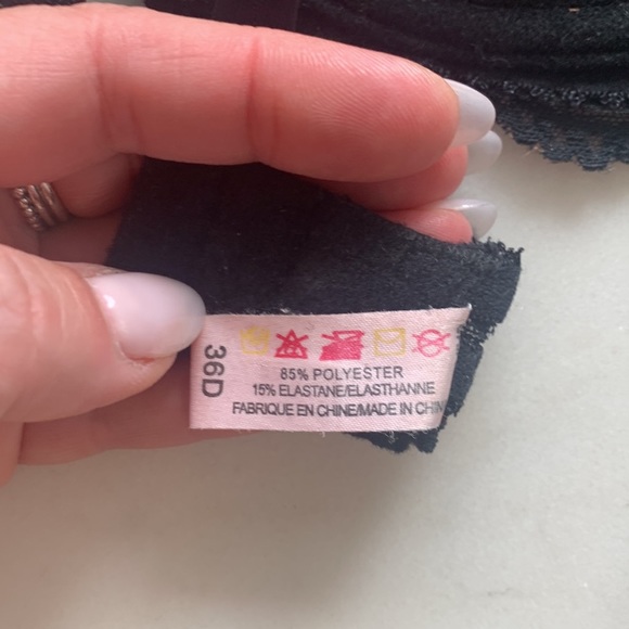 2 Bras - black 36D, purple 38 D - Picture 4 of 4